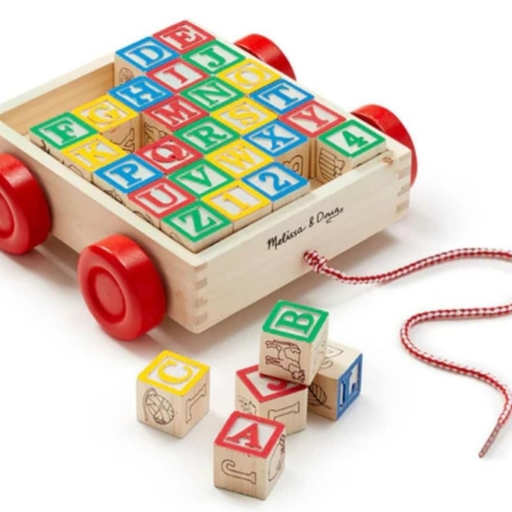 Melissa & Doug Red Building Block Wagon